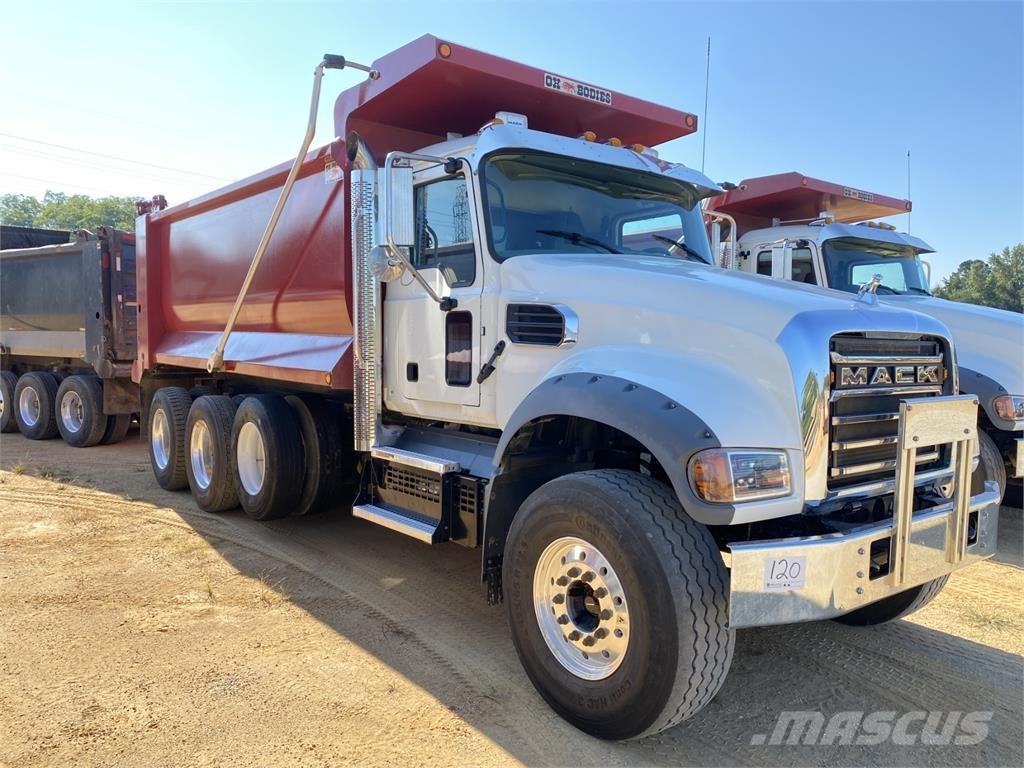 Mack GR64F شاحنات قلابة