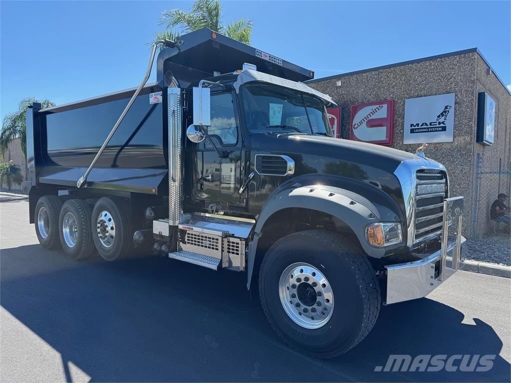Mack GR84FR شاحنات قلابة