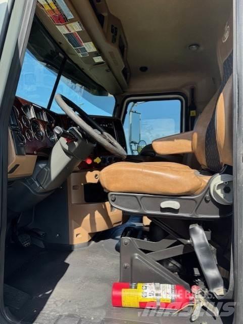 Mack GU713 وحدات الجر