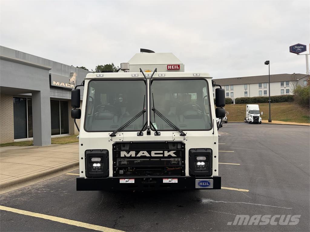 Mack LR64R شاحنات أخرى