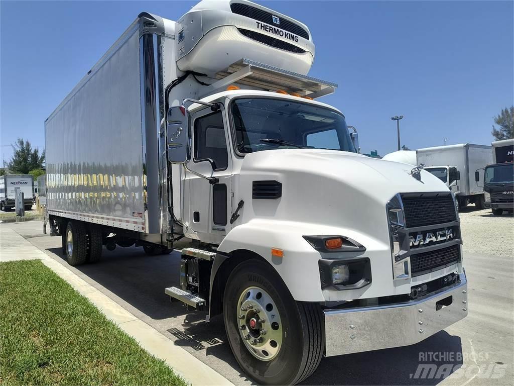 Mack MD6 42R وحدات الجر