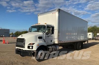 Mack MD642 شاحنات ذات هيكل صندوقي