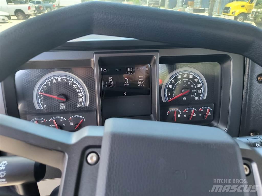 Mack MD7 42R شاحنات قلابة