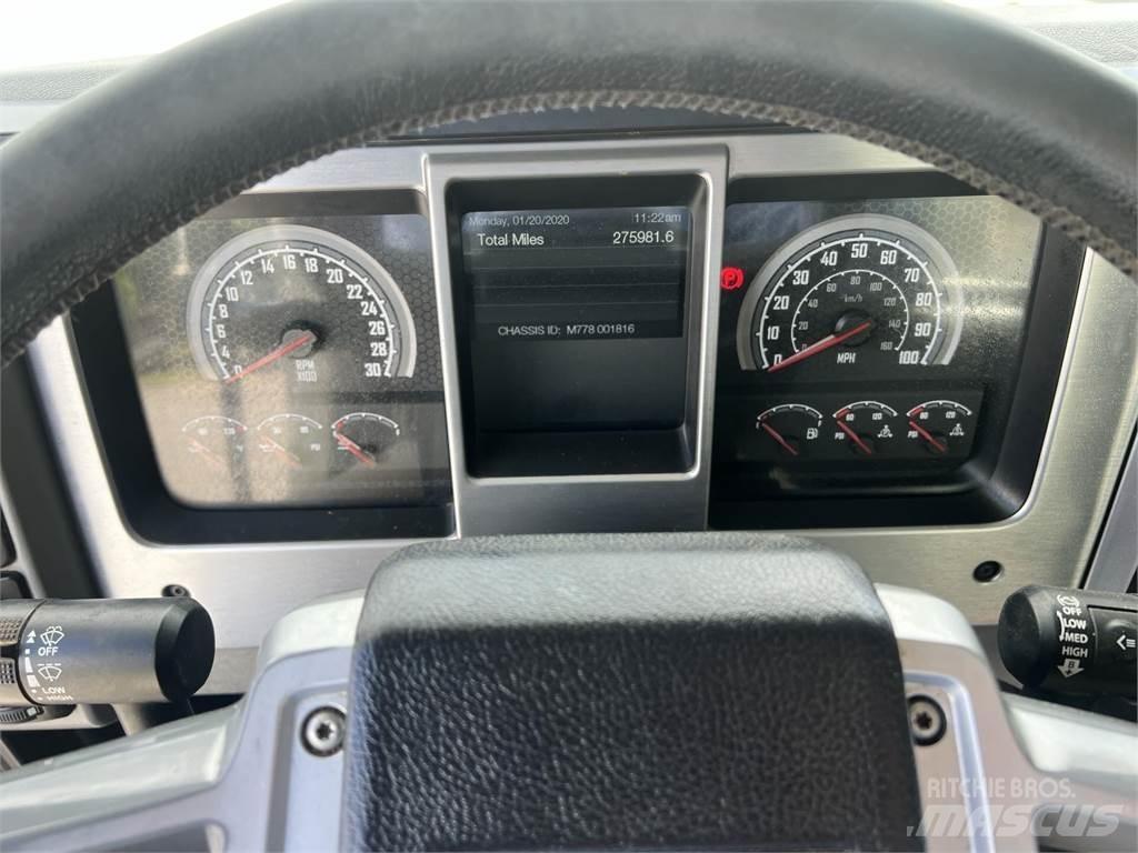 Mack PI64T وحدات الجر
