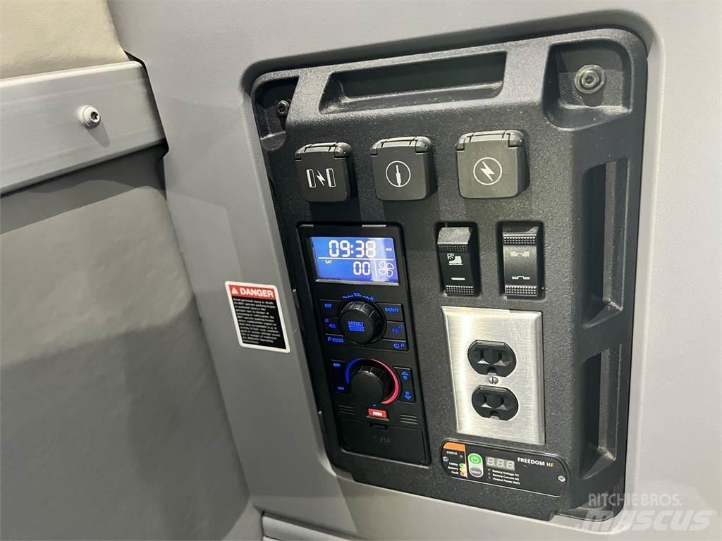 Mack PI64T وحدات الجر
