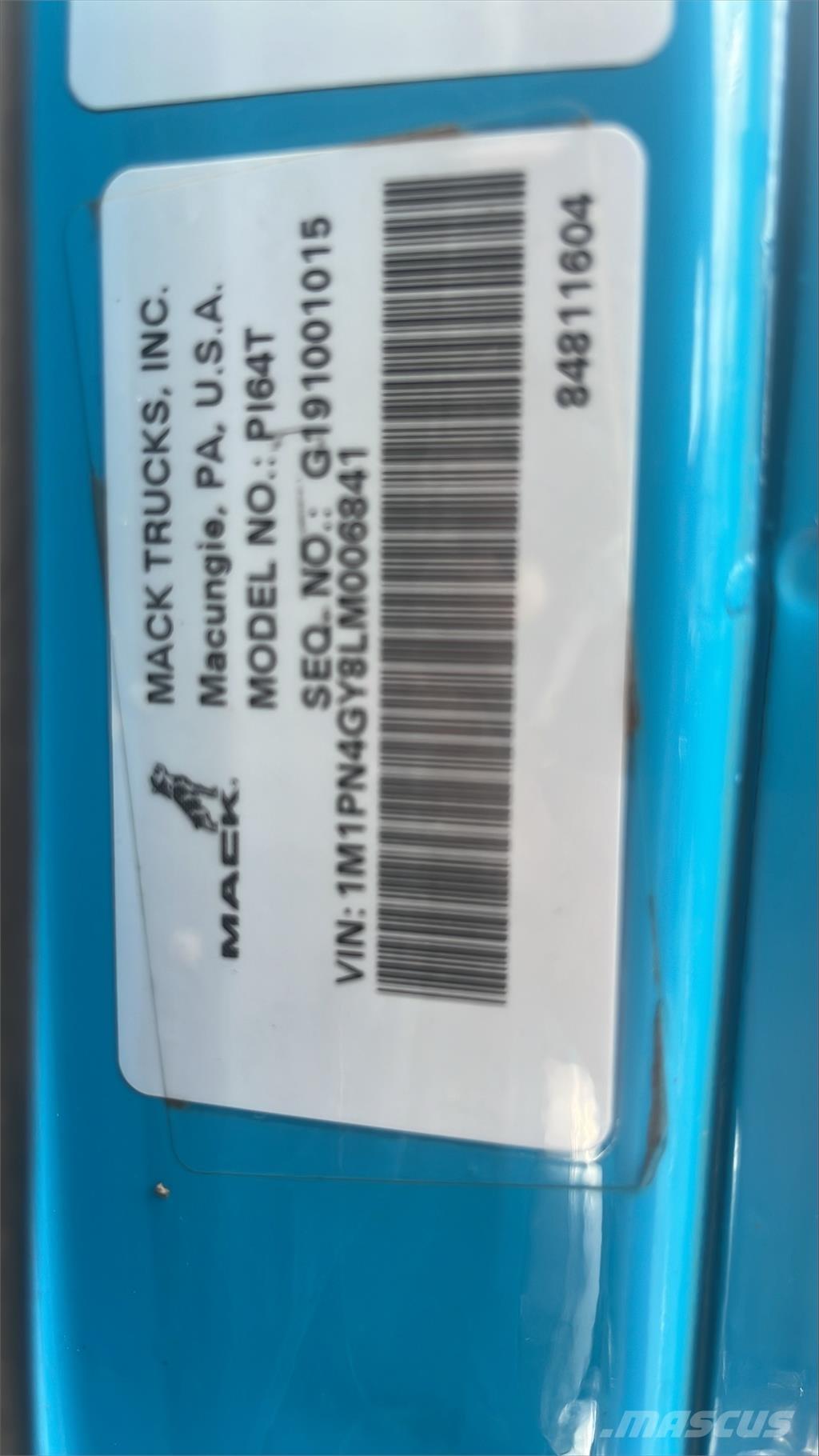Mack PI64T وحدات الجر
