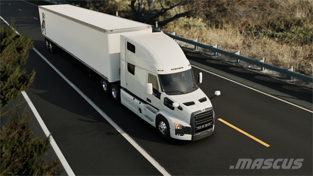 Mack PR64T وحدات الجر