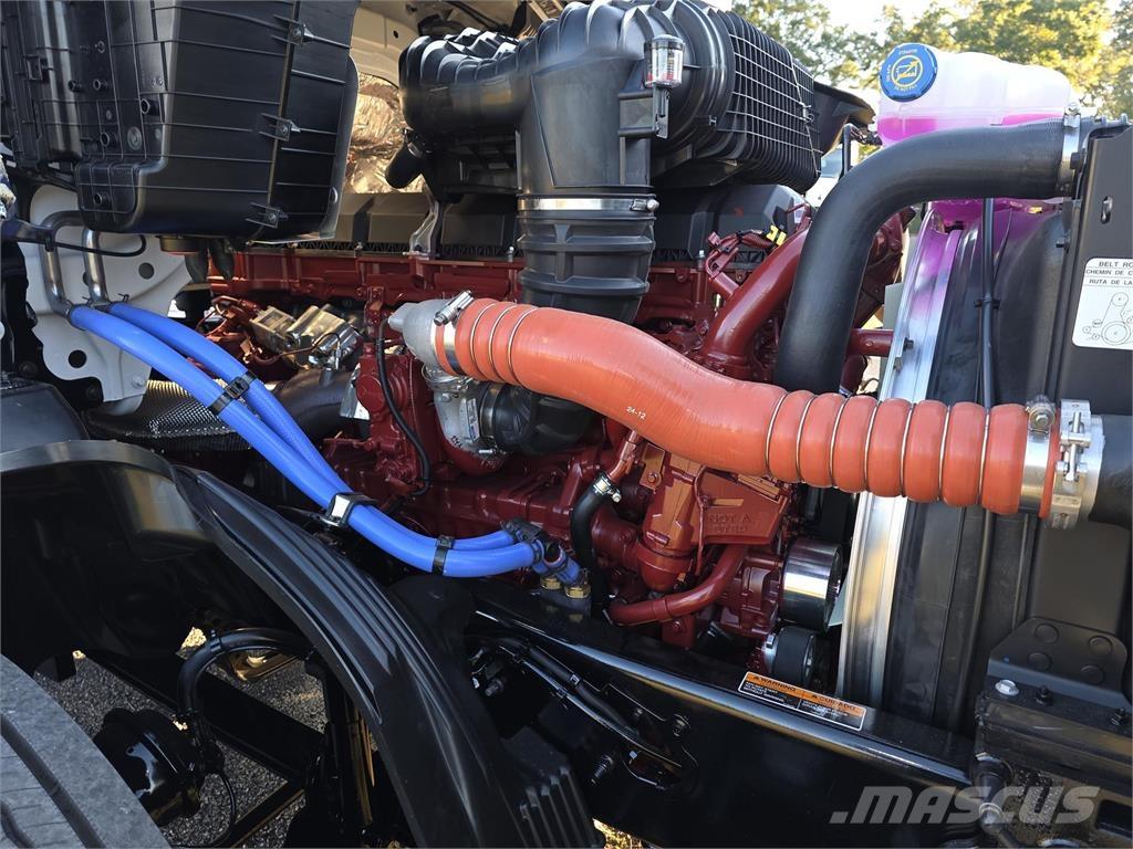 Mack PR64T وحدات الجر