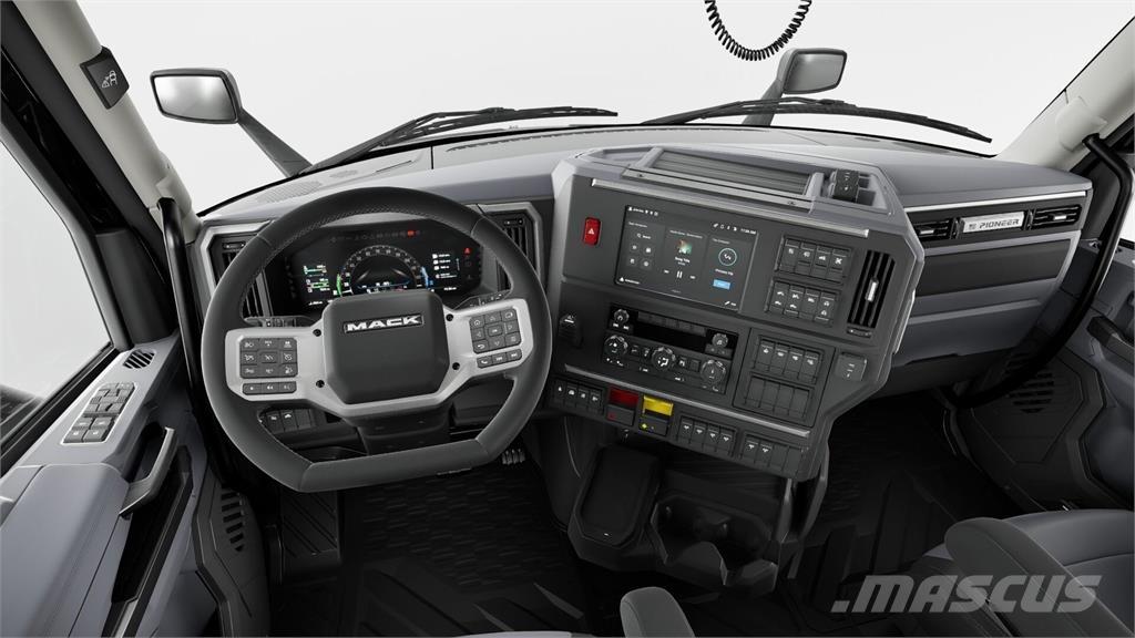 Mack PR64T وحدات الجر