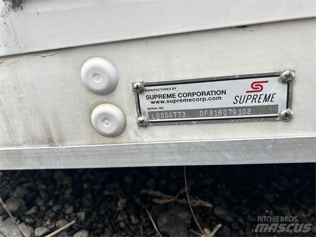 Supreme 16 FT شاحنات أخرى