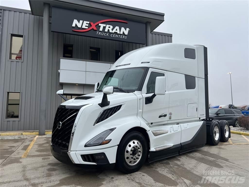 Volvo NEW VNL860 وحدات الجر