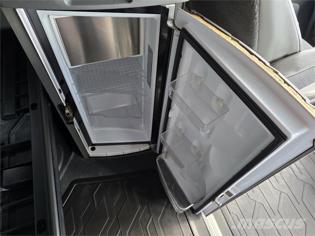 Volvo VNL64T760 وحدات الجر