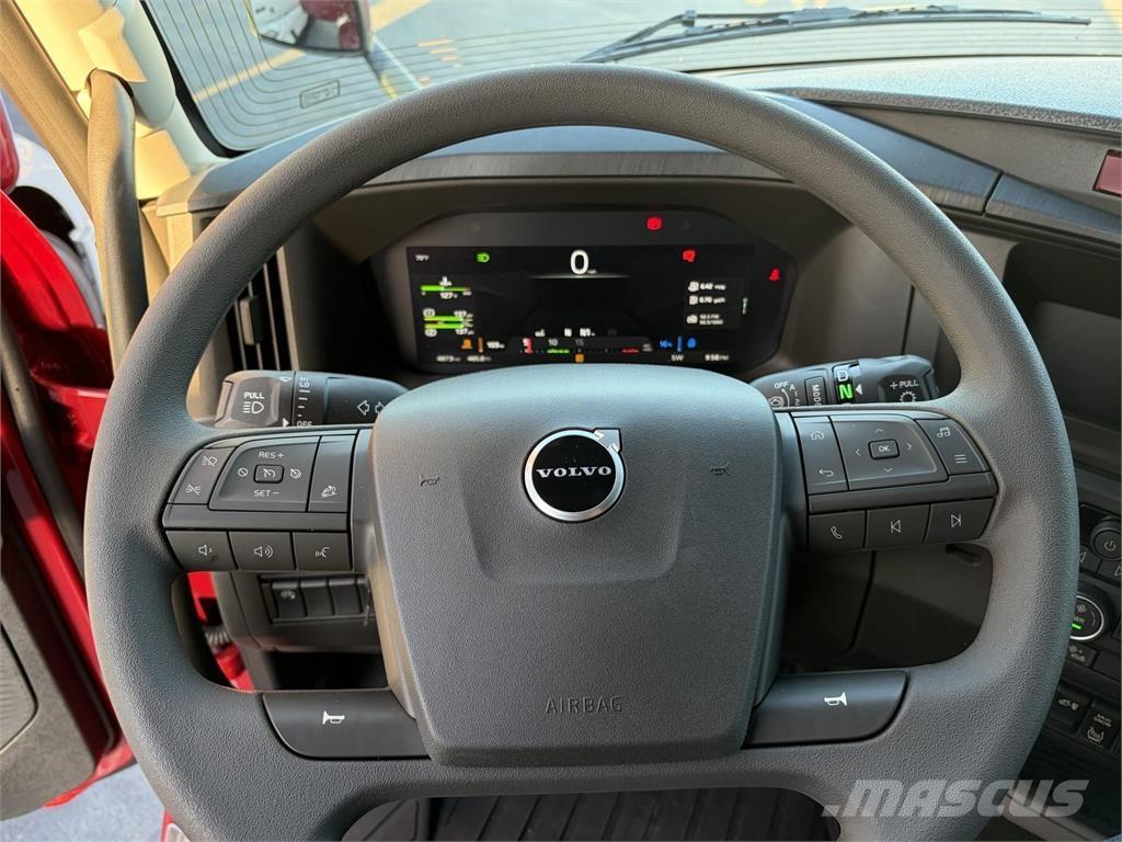 Volvo VNL64T840 وحدات الجر