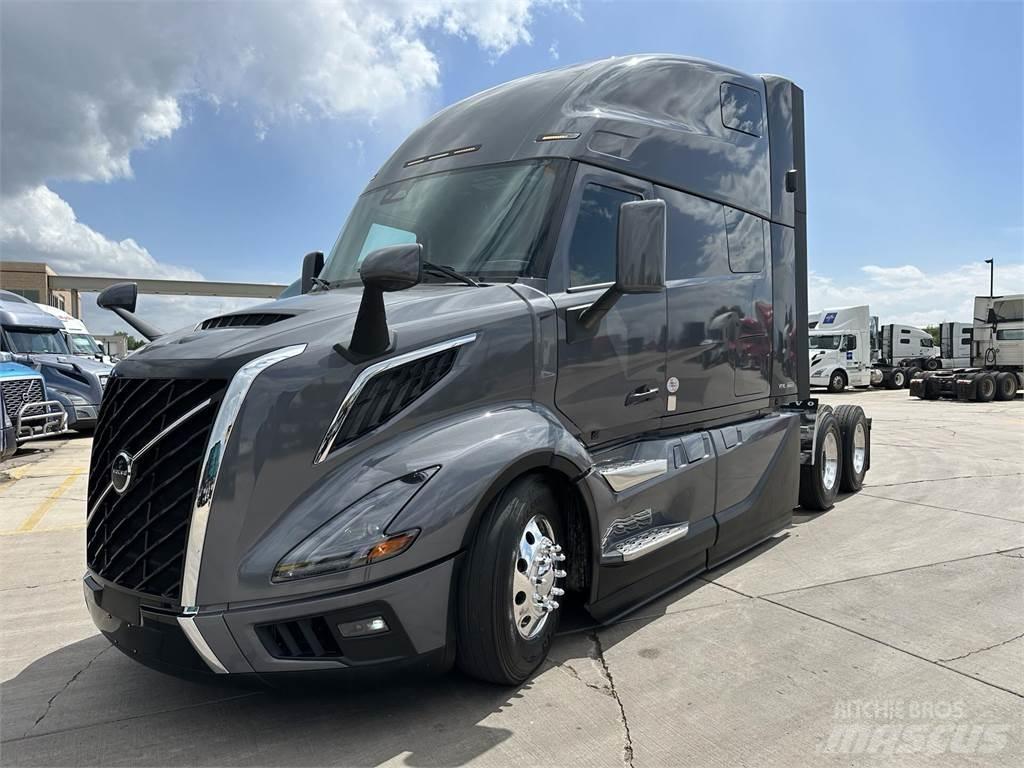 Volvo VNL64T860 وحدات الجر