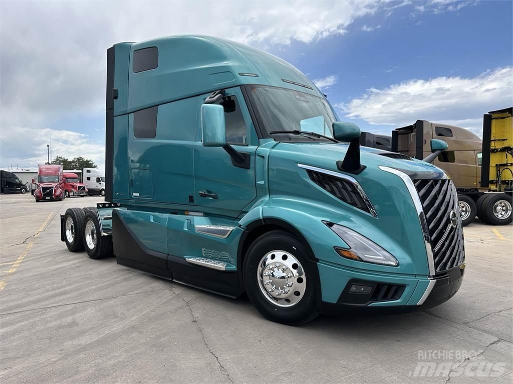 Volvo VNL64T860 وحدات الجر