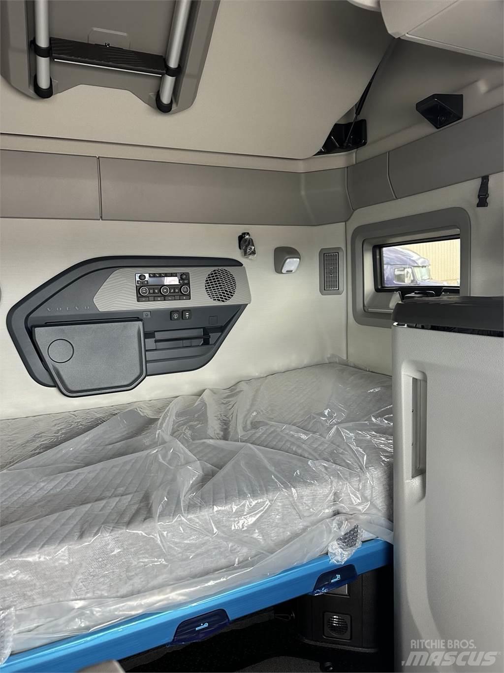 Volvo VNL64T860 وحدات الجر