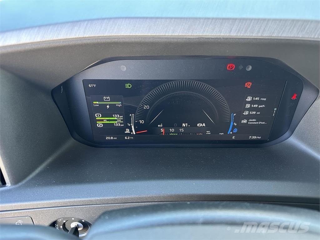 Volvo VNL64T860 وحدات الجر