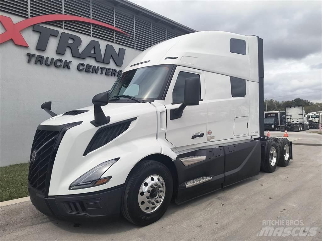 Volvo VNL64T860 وحدات الجر