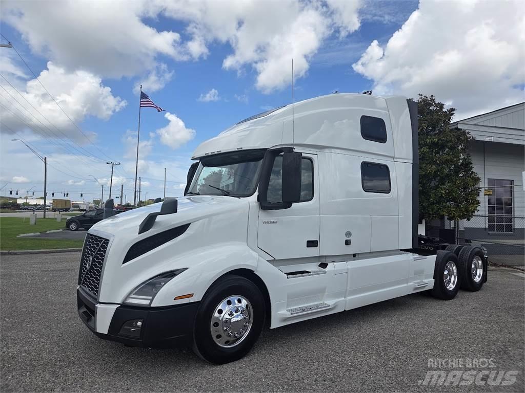 Volvo VNL64T860 وحدات الجر