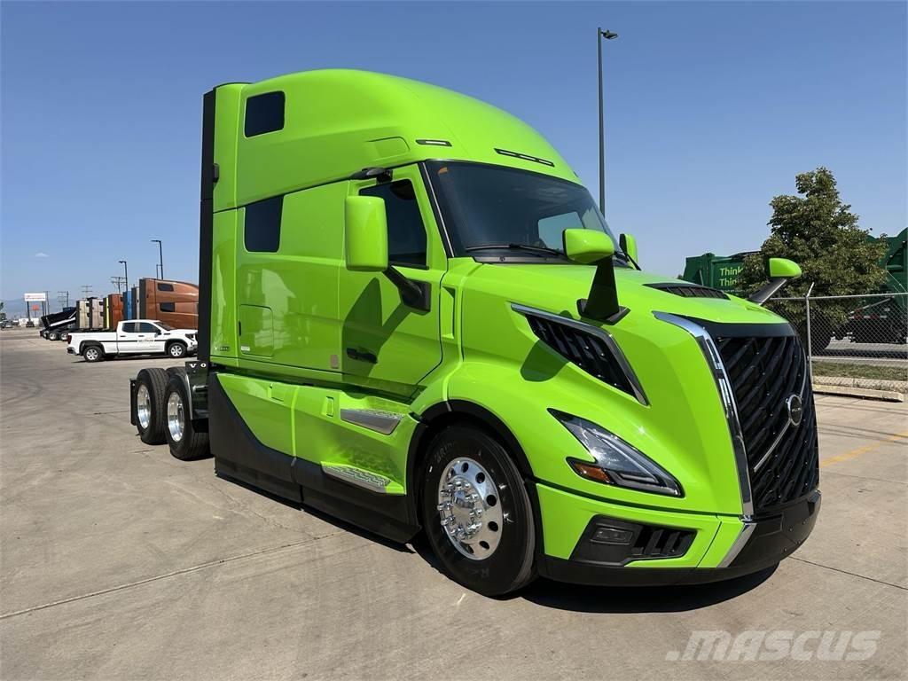 Volvo VNL64T860 وحدات الجر