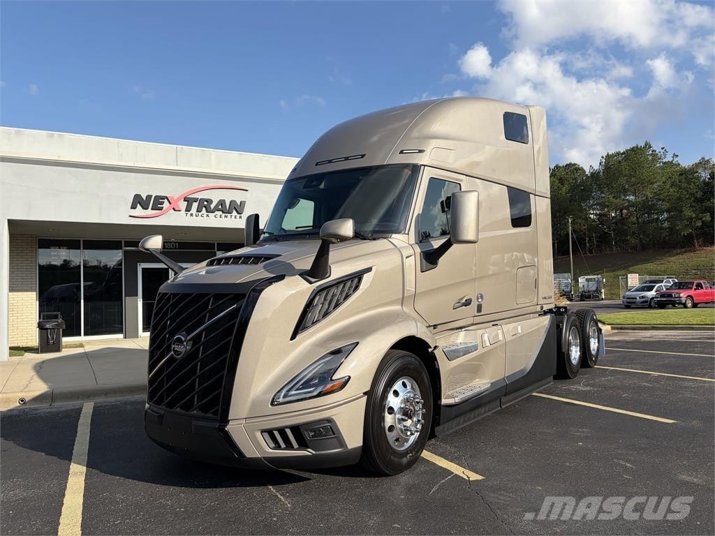 Volvo VNL64T860 وحدات الجر