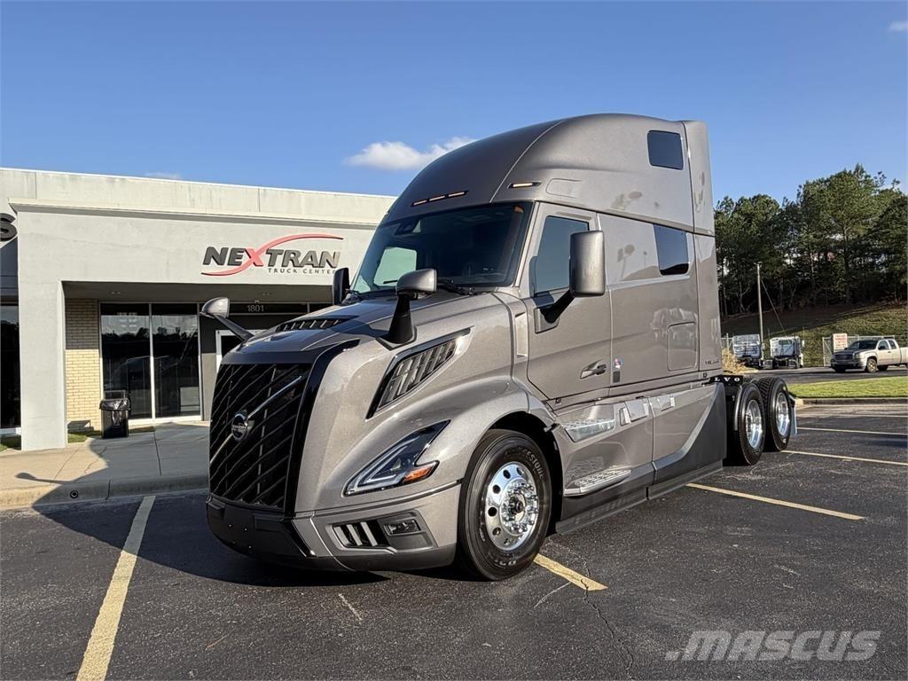 Volvo VNL64T860 وحدات الجر