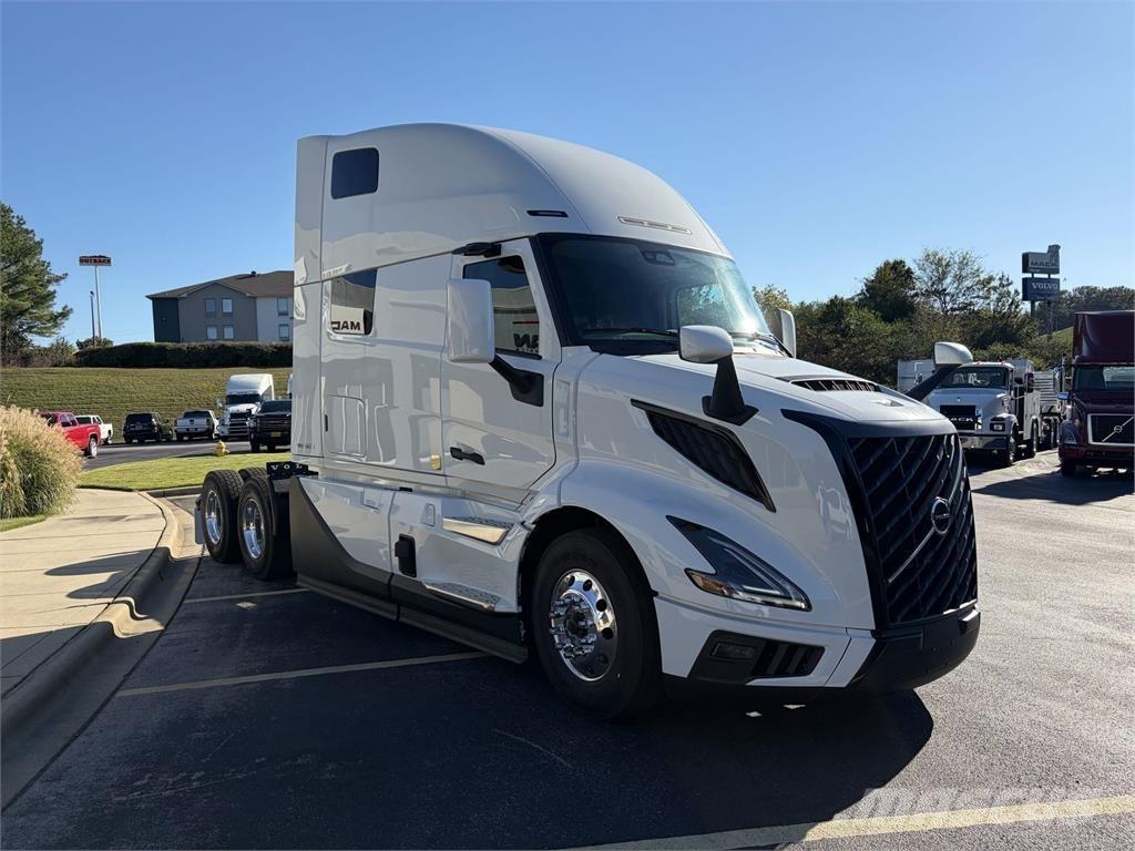 Volvo VNL64T860 وحدات الجر