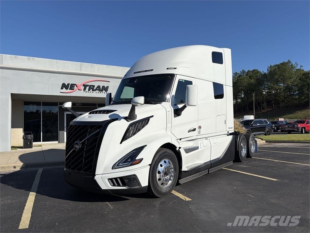 Volvo VNL64T860 وحدات الجر