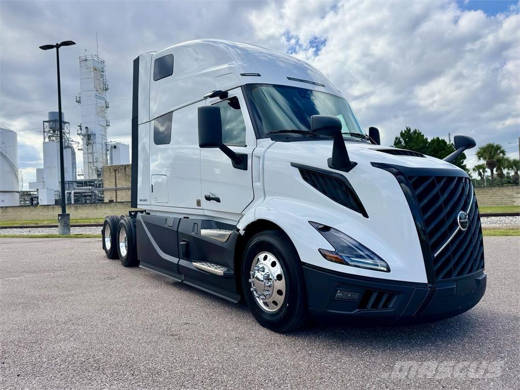 Volvo VNL64T860 وحدات الجر