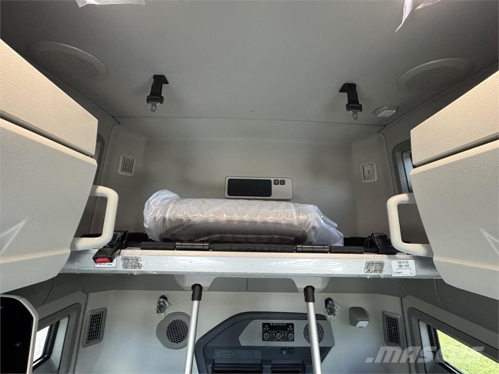 Volvo VNL64T860 وحدات الجر