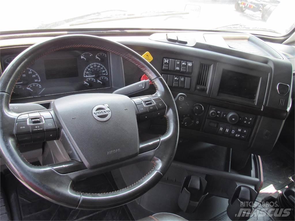 Volvo VNL860 وحدات الجر