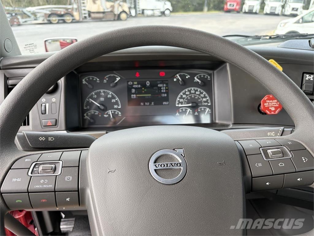 Volvo VNR64T300 وحدات الجر