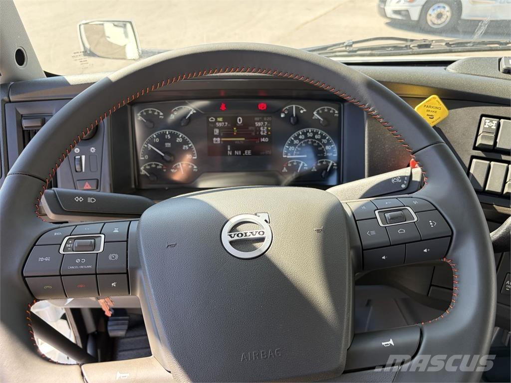 Volvo VNR64T300 وحدات الجر