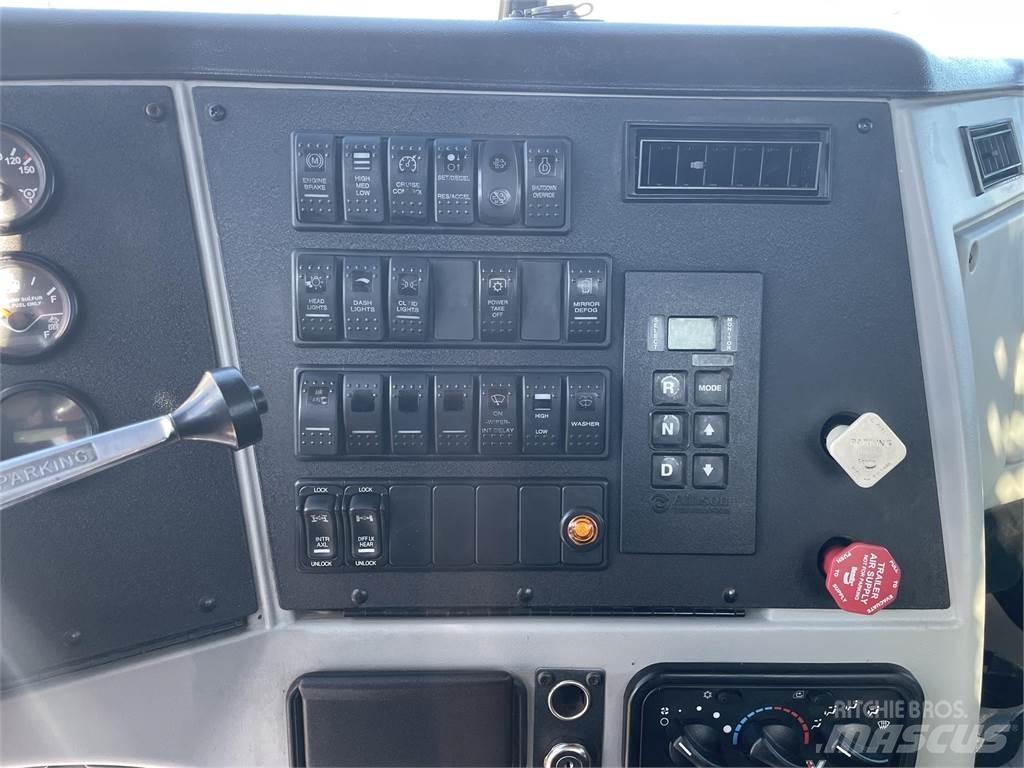 Western Star 4700SB شاحنات أخرى