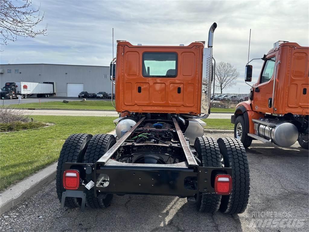 Western Star 47X شاحنات أخرى