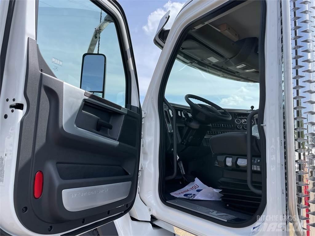 Western Star 49X وحدات الجر
