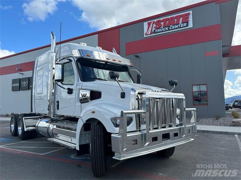Western Star 49X وحدات الجر