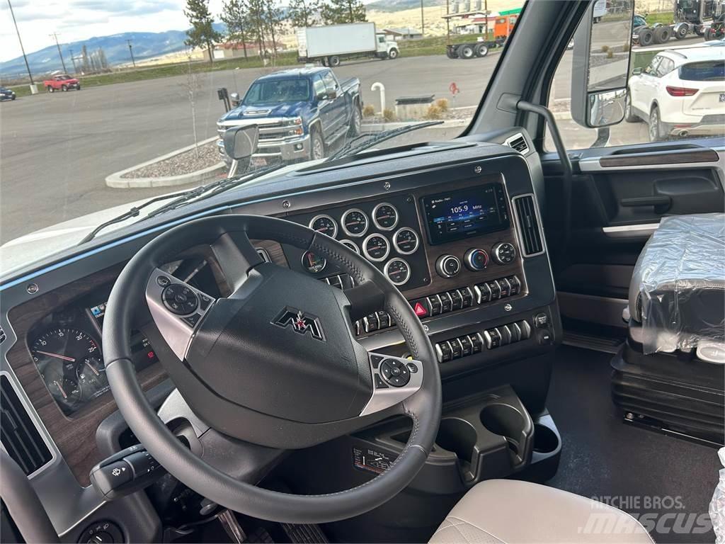 Western Star 49X وحدات الجر
