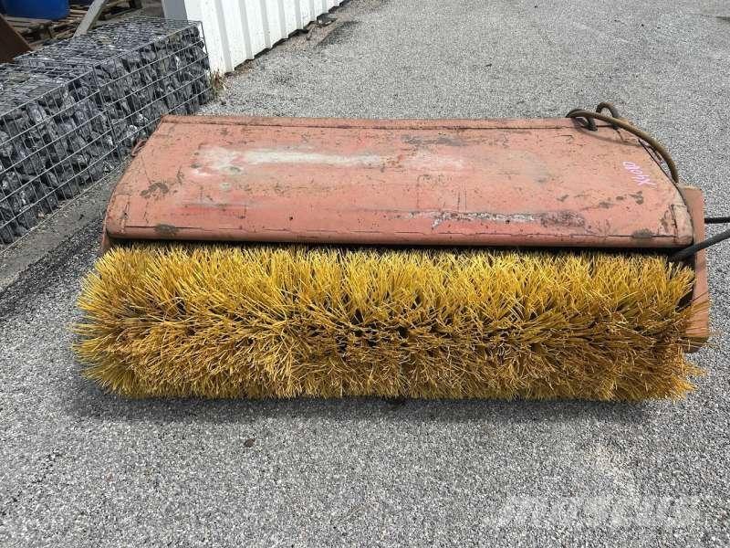  AUTRE 1700mm شاحنات كاسحة