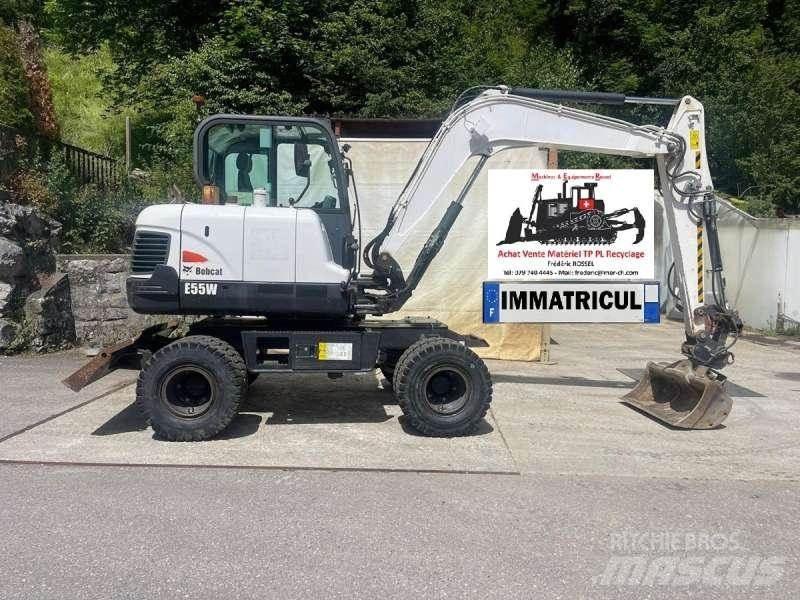 Bobcat E55W حفارات بعجل