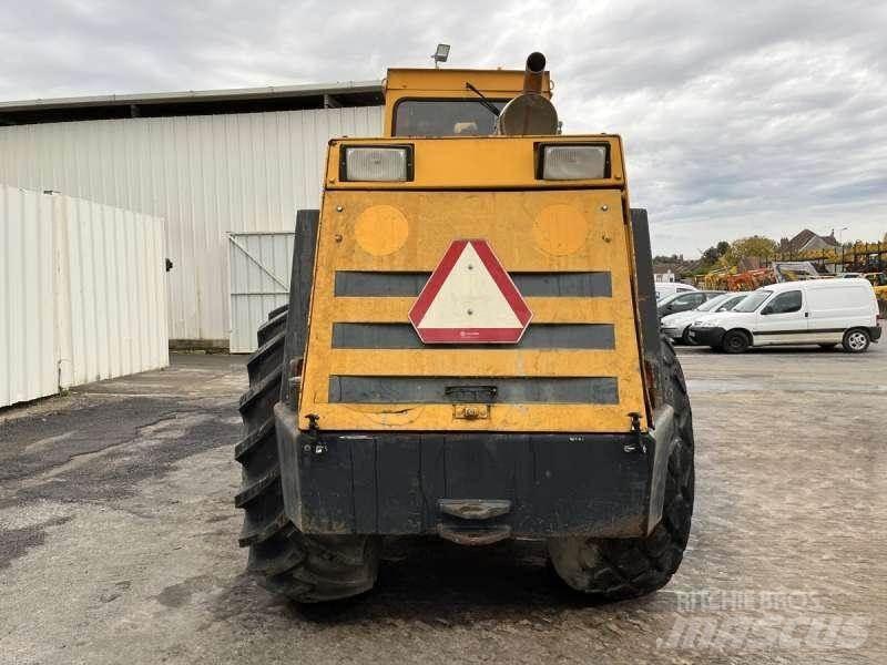 Bomag BW213D ضاغطات التربة