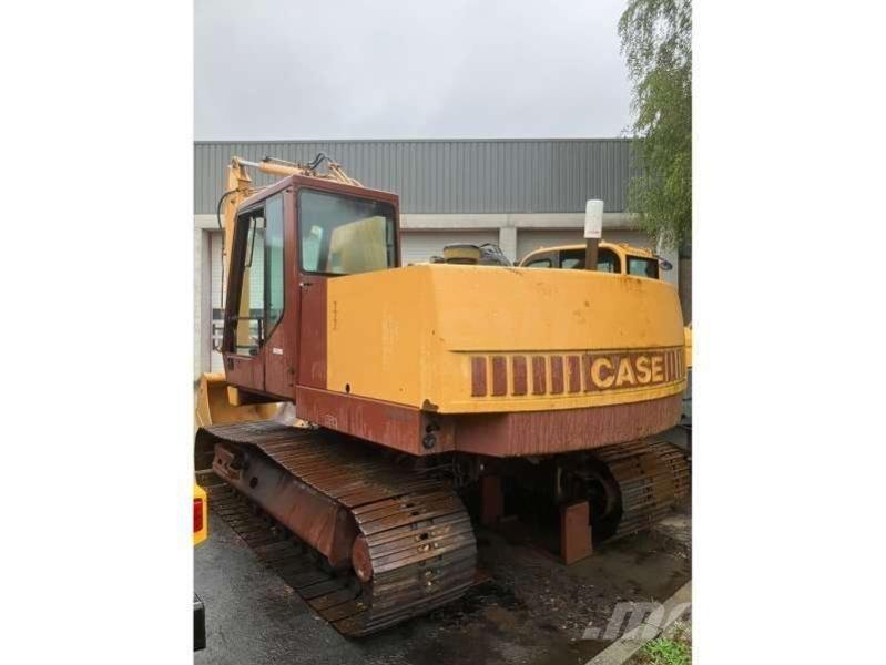 CASE 888CK حفارات بعجل