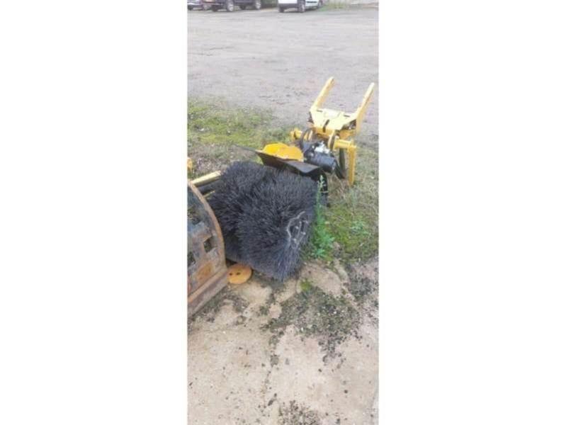 CAT 308CR حفارات زحافة