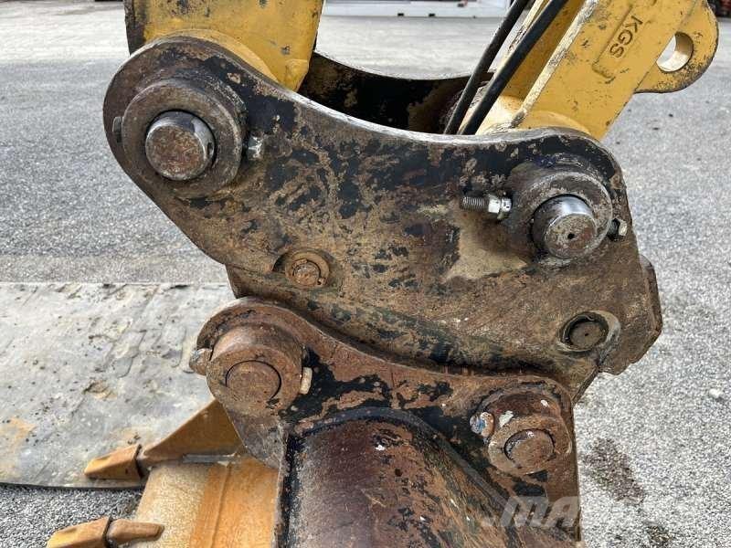 CAT 308E2 CR حفارات زحافة