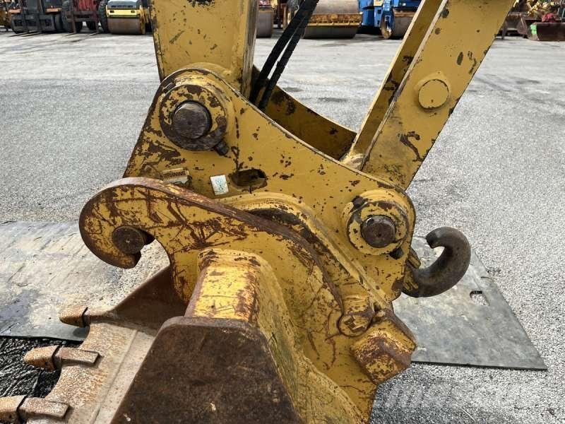 CAT 312CL حفارات زحافة