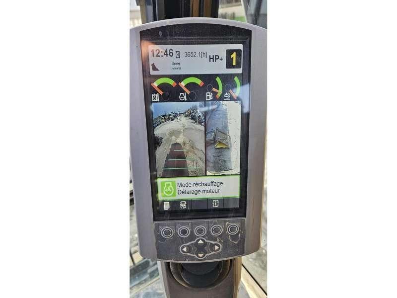 CAT 323F حفارات زحافة