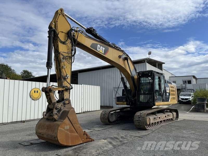 CAT 329ELN حفارات زحافة