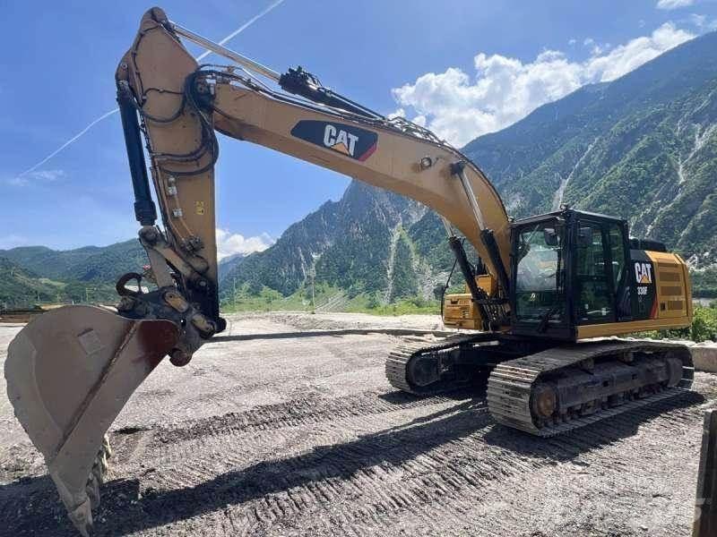 CAT 330F LN حفارات زحافة