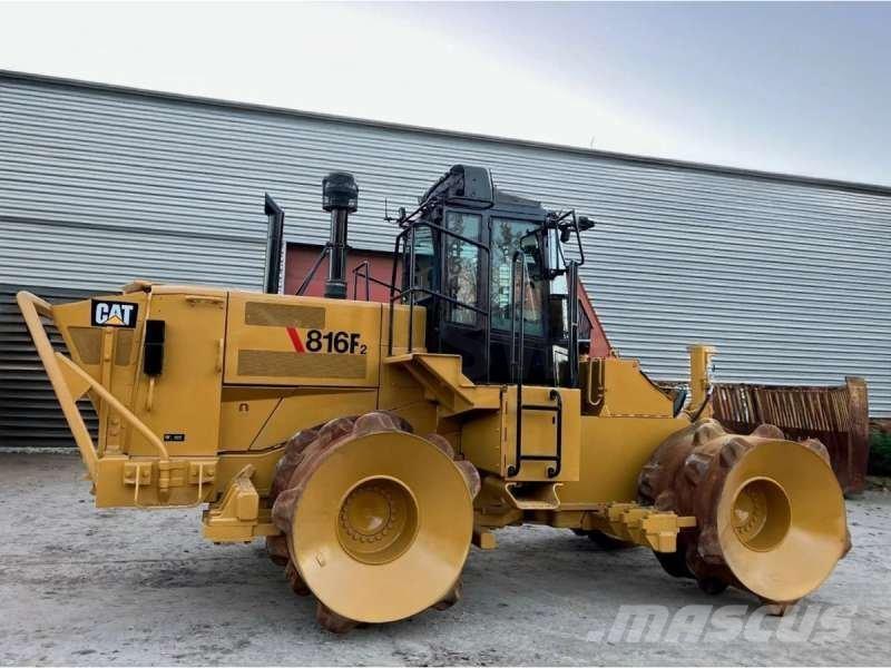 CAT 816F2 ضاغطات التربة