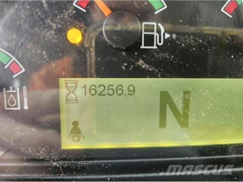 CAT 938M لوادر بعجل